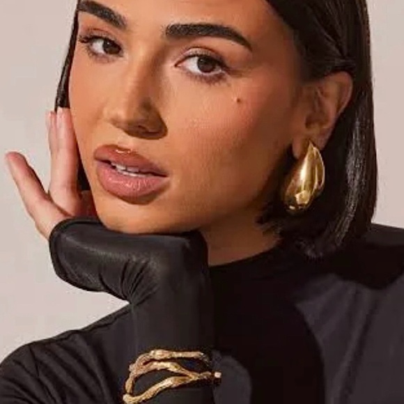 Jewelry - NWT Big Gold Bottega WATER DROP  TEARDROP dangle drop earrings Statement Trendy